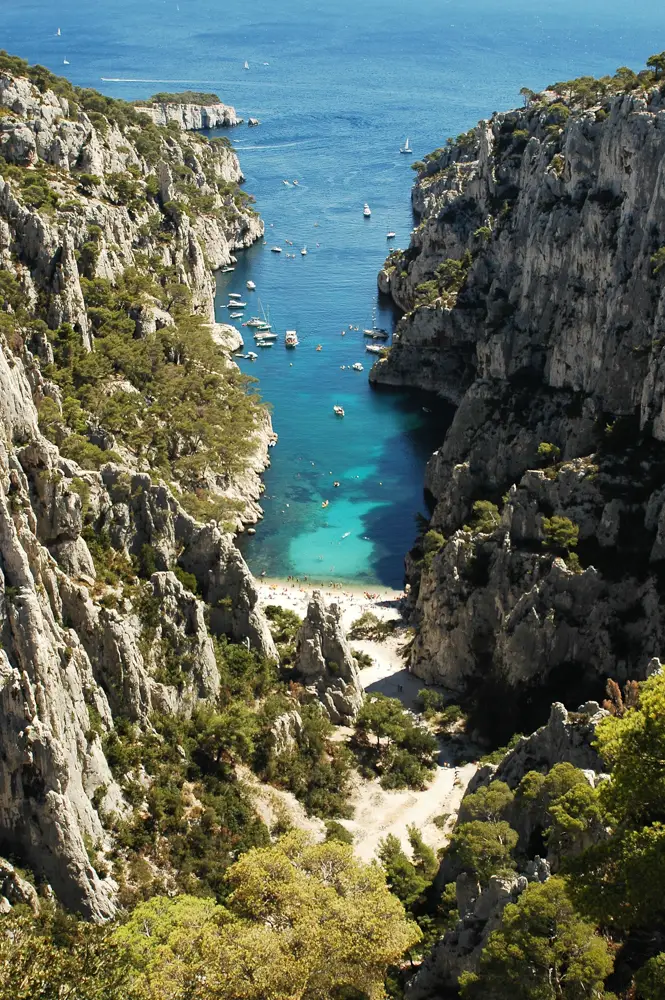 La calanque d'En-Vau vue depuis le belvédère